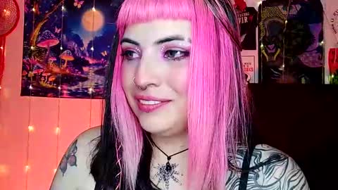 MISS LUNA  online show from March 7, 5:51 am