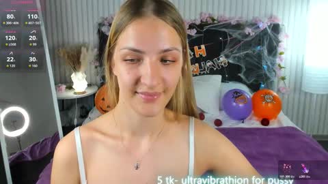 Luna online show from October 22, 11:32 am