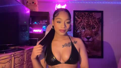 lunaa_11 online show from July 29, 7:06 am
