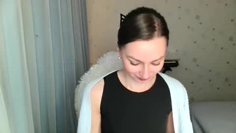 lunaa_bluee online show from November 5, 7:58 pm