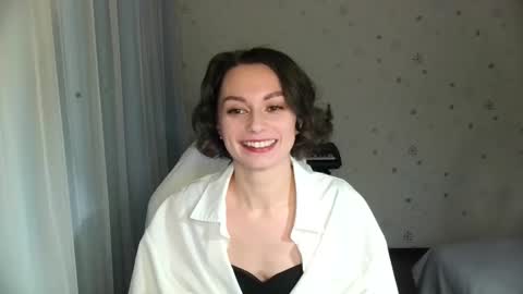 lunaa_bluee online show from January 15, 8:45 pm