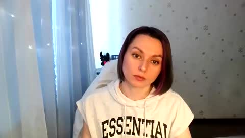 lunaa_bluee online show from June 8, 3:23 pm