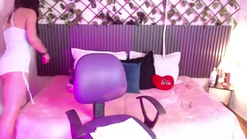 lunaaa_07 online show from April 24, 2:14 am