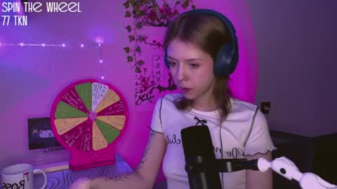 luna online show from May 5, 5:43 pm