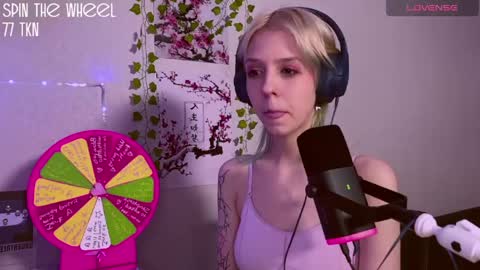 luna online show from May 19, 9:54 pm