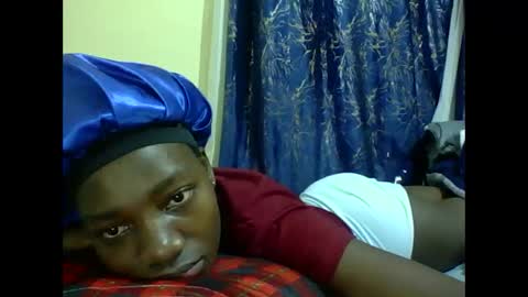 lunah_kitty online show from May 18, 3:24 am