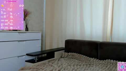 lunail online show from November 13, 9:52 am