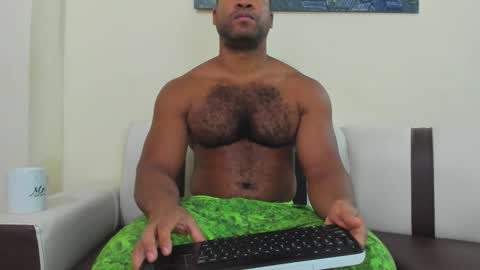 Snapshot of lunainsane58 chatting on October 14, 8:15 am Luna online show from October 14, 8:15 am