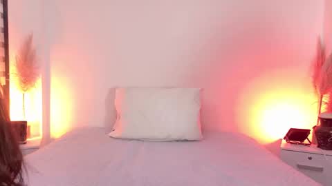 Scarleet online show from February 28, 1:12 pm