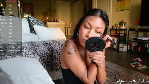 luna dela cruz online show from April 27, 11:36 pm