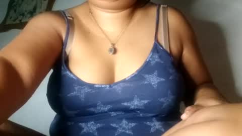 Snapshot of lunalove90 chatting on July 6, 11:07 pm i am alessandra online show from July 6, 11:07 pm