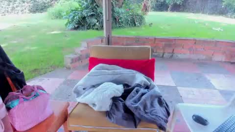 Snapshot of lunaluxe1001 chatting on August 6, 1:35 pm lunaluxe1001 online show from August 6, 1:35 pm