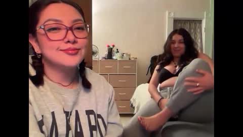 Luna Mae online show from January 13, 5:24 am