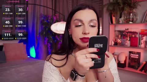 Luna  next streams Mon Fri Sat Sun 8pm-5am gmt0 online show from January 11, 8:43 pm