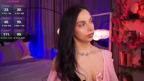 Luna  next streams Mon Fri Sat Sun 8pm-5am gmt0 online show from September 12, 8:31 pm