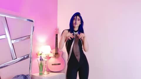 Luna Page online show from September 16, 8:21 pm