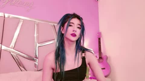 Luna Page online show from October 2, 9:11 pm
