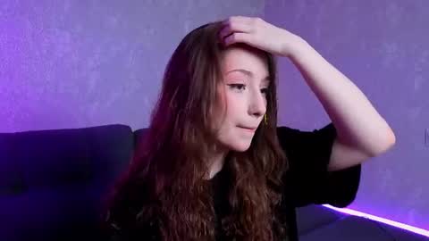 Snapshot of lunarialive chatting on June 16, 10:07 am Sonya online show from June 16, 10:07 am