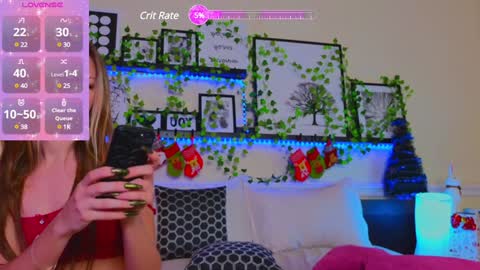 Luna Rishi online show from December 25, 12:15 pm