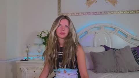 Luna Rishi online show from September 9, 11:43 am