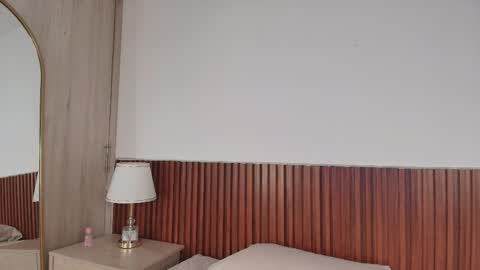 Luna Rousse online show from April 29, 3:10 am