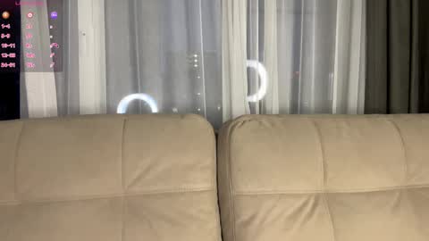 Snapshot of lunarspark chatting on December 15, 3:33 am Michelle online show from December 15, 3:33 am