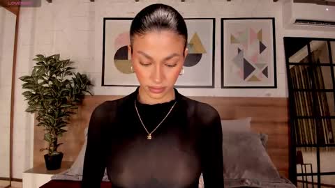 Luna Ruso  online show from September 20, 7:59 pm