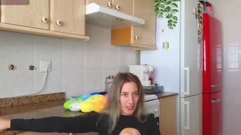 Snapshot of lunary_mix chatting on February 1, 12:26 pm  Luna online show from February 1, 12:26 pm