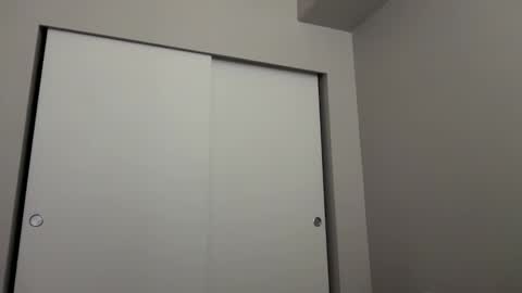 Snapshot of lunasnows chatting on February 21, 3:35 pm lunasnow online show from February 21, 3:35 pm