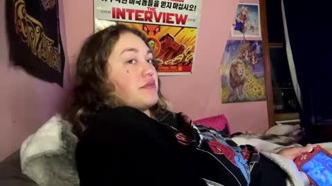 Snapshot of lunastarzbby chatting on February 8, 7:48 am Kohai online show from February 8, 7:48 am