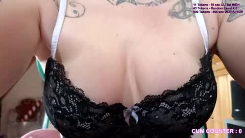 Luna  powered by bitch dust online show from January 12, 11:37 am