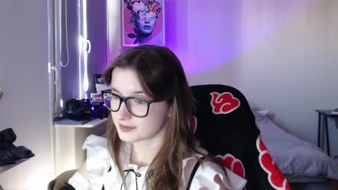 Snapshot of lunaxcherry chatting on May 28, 4:48 pm LunaXcherry online show from May 28, 4:48 pm