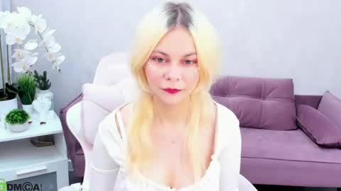 Lune FallenStar online show from June 9, 2:23 am