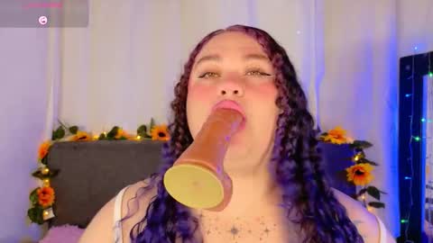 Snapshot of lunitaa_0 chatting on February 28, 4:13 am L U N I T A online show from February 28, 4:13 am