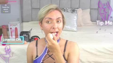 Snapshot of lunitadiva chatting on October 26, 6:58 pm lunitadiva online show from October 26, 6:58 pm