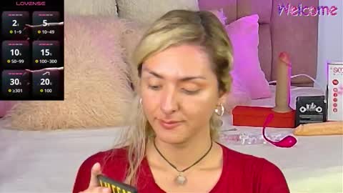 Snapshot of lunitadiva chatting on November 24, 1:22 pm lunitadiva online show from November 24, 1:22 pm