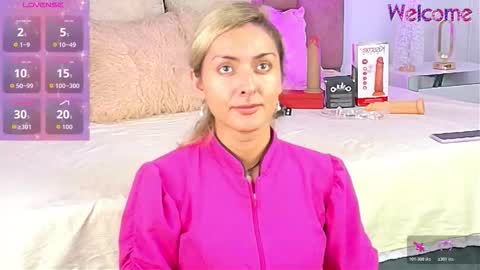 Snapshot of lunitadiva chatting on November 27, 1:24 pm lunitadiva online show from November 27, 1:24 pm