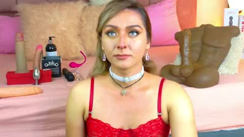 lunitadiva online show from March 21, 3:37 pm