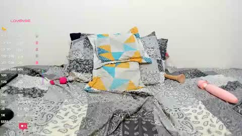 lunna_noir online show from July 11, 2:36 am