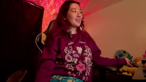 Snapshot of lunnaa1_ chatting on October 22, 5:30 am Luna online show from October 22, 5:30 am