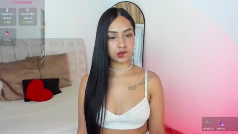 lunnasweet1 online show from September 23, 12:02 am