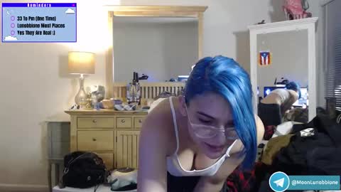 Snapshot of lunobbione chatting on February 13, 11:34 pm Lunobbione online show from February 13, 11:34 pm