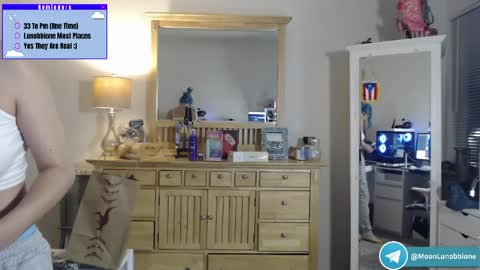 Snapshot of lunobbione chatting on March 1, 12:12 am Lunobbione online show from March 1, 12:12 am
