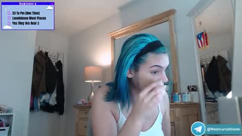 Snapshot of lunobbione chatting on March 3, 6:36 pm Lunobbione online show from March 3, 6:36 pm