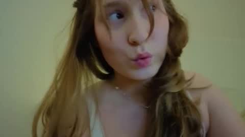 lunoria online show from March 9, 9:41 pm