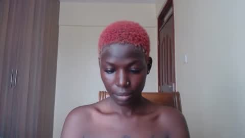luo_queen online show from June 26, 8:52 am