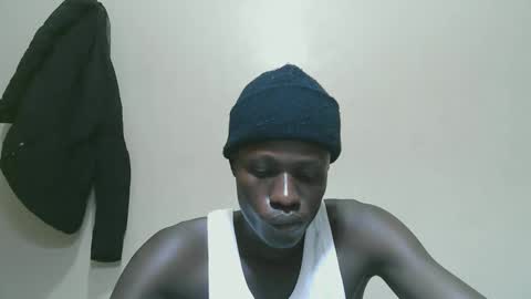 luoislove online show from October 23, 7:45 pm