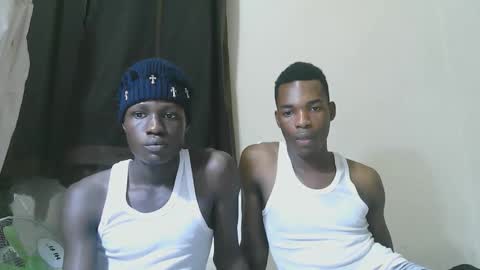 luoislove online show from November 28, 7:05 pm