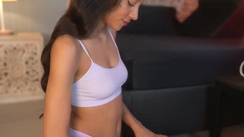 lupe online show from December 3, 7:45 pm