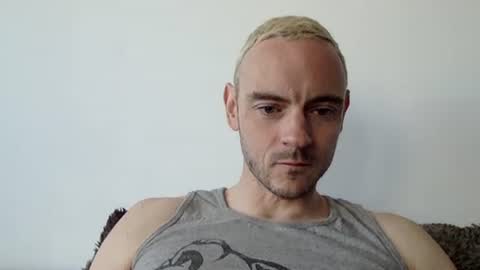 Snapshot of lupine_666 chatting on September 12, 9:09 am Lupine online show from September 12, 9:09 am